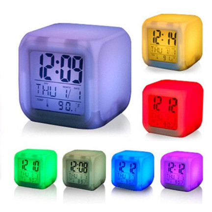 TG77583 ZEGAREK BUDZIK KAMELEON ŚWIECĄCY LCD Z TERMOMETREM KALENDARZEM