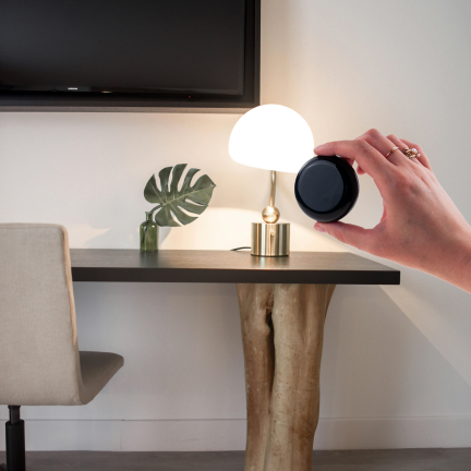 IM009 Inteligentny pilot transmiter IR bezprzewodowy WiFi sterowanie SMART HOME