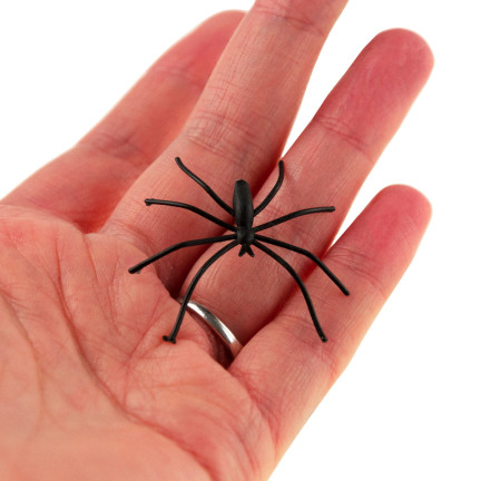 HL17 SZTUCZNA PAJĘCZYNA SIEĆ 4 PAJĄKI HALLOWEEN DEKORACJA