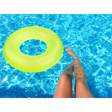 TG67355 KOŁO DMUCHANE PLAŻOWE 60CM NEONOWE DMUCHANE DO PŁYWANIA NA BASEN