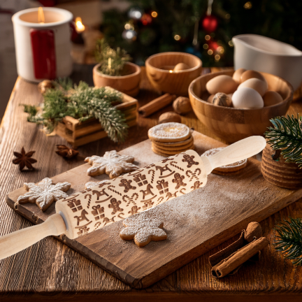 TG81336 WAŁEK DREWNIANY DO CIASTA OZDOBNE WYTŁOCZENIA ŚWIĄTECZNE 